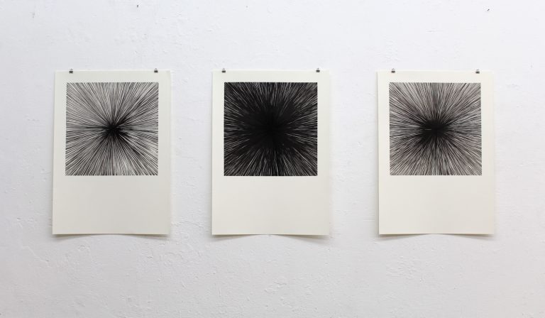 Installation view, ´de l´extérieure à l´intérieure`, 092016, encre du chine, paper, Kuenstlerin-Koeln