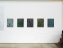installation view studio 14, july 2020, ´Bilder der fliessenden Welt I-V`, acrylic, pigments on linen, 60 x 45 cm, walldrawing ´Lob des Raumes II`, 2018, sgrafitto, 169 x 169 cm