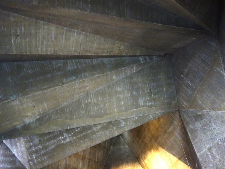 St. Gertrud, cologne, architect Gottfried Böhm, ceiling, photography © Kuenstlerin-Koeln, Claudia Larissa Artz