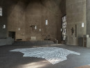 reflecting space, 2022, site sprecific work, 155 sheets of paper, painted, falted, St. Gertrud (concret brutalism), ©Simon Vogel,