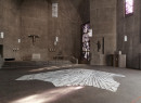 reflecting space, 2022, site sprecific work, 155 sheets of paper, painted, falted, St. Gertrud (concret brutalism), ©Simon Vogel