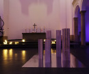 exhibition view, ´Night of Lights`, colored light, ´LOB DES RAUMES`, objects on paper, main hall, altar, © Claudia Larissa Artz