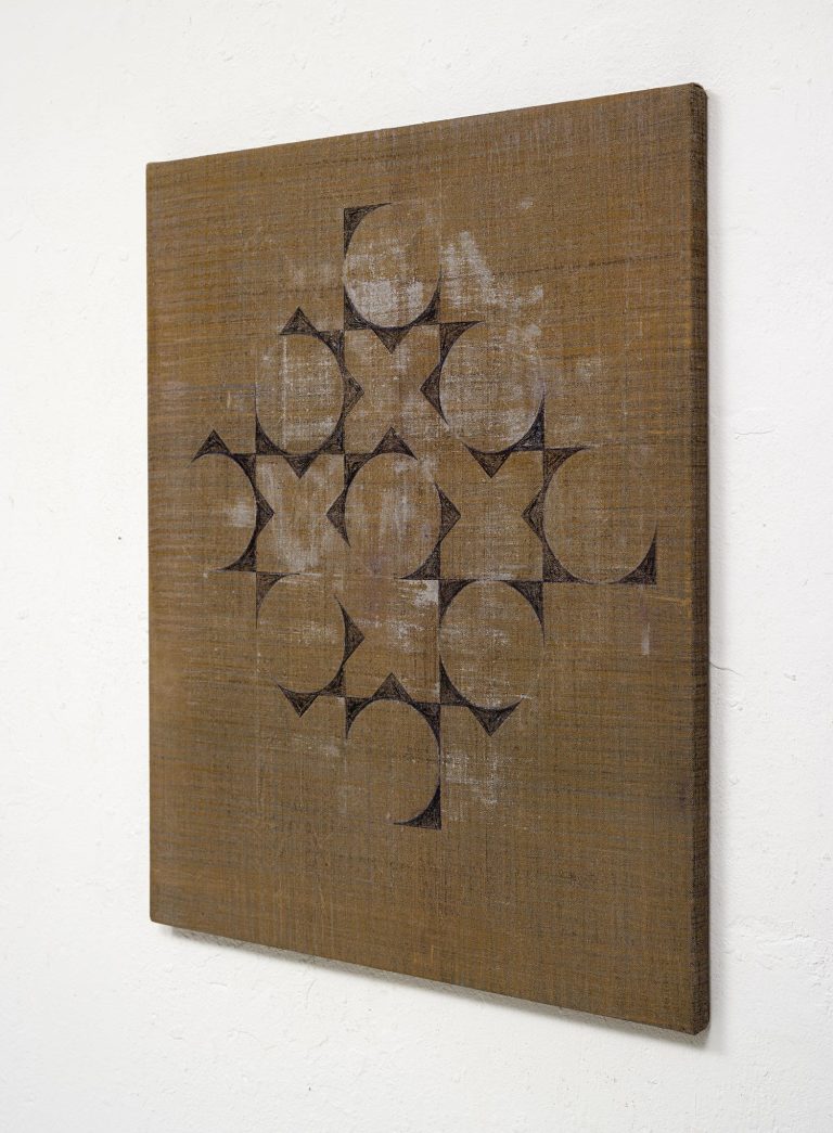 ´exibition view, HIMMELSRICHTUNGEN III, Thankas`, 2014, Kuenstlerin-Koeln